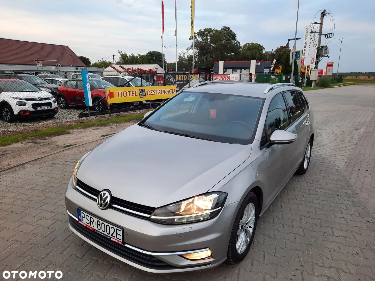 Volkswagen Golf Variant 1.6 TDI (BlueMotion Technology) Comfortline - 2