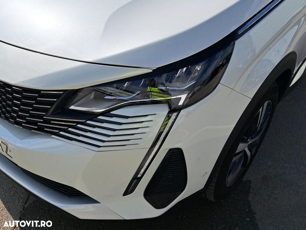 Peugeot 3008 BlueHDi 130 Stop & Start EAT8 Allure - 3