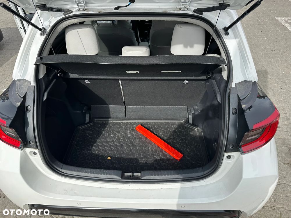 Toyota Yaris Hybrid 1.5 Executive - 18