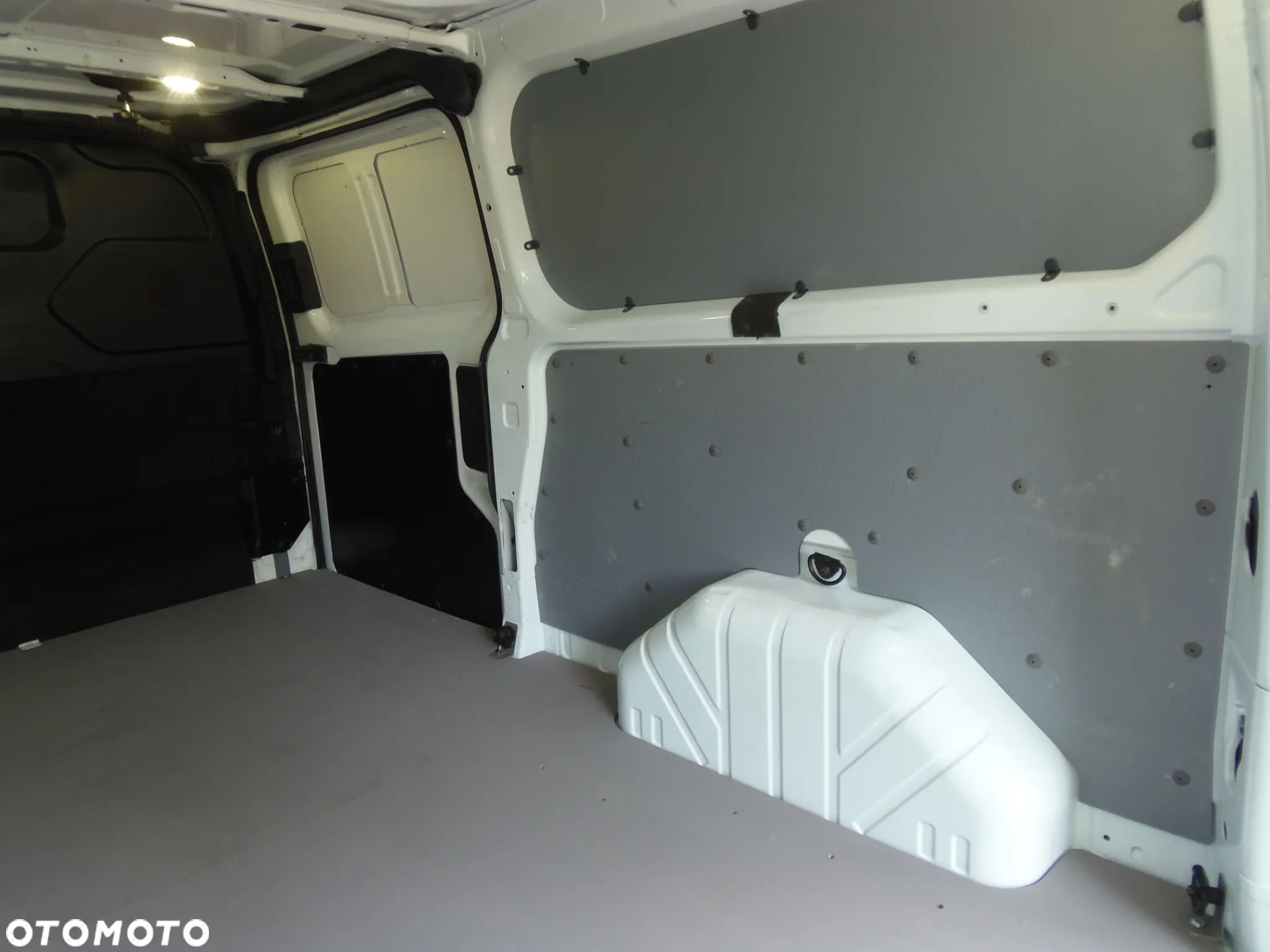 Ford Transit Custom - 19