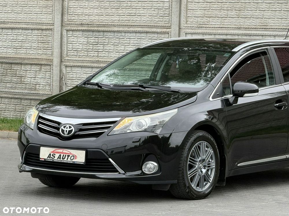 Toyota Avensis 1.8 Executive - 23