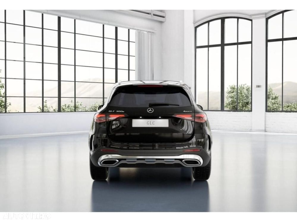 Mercedes-Benz GLC - 4