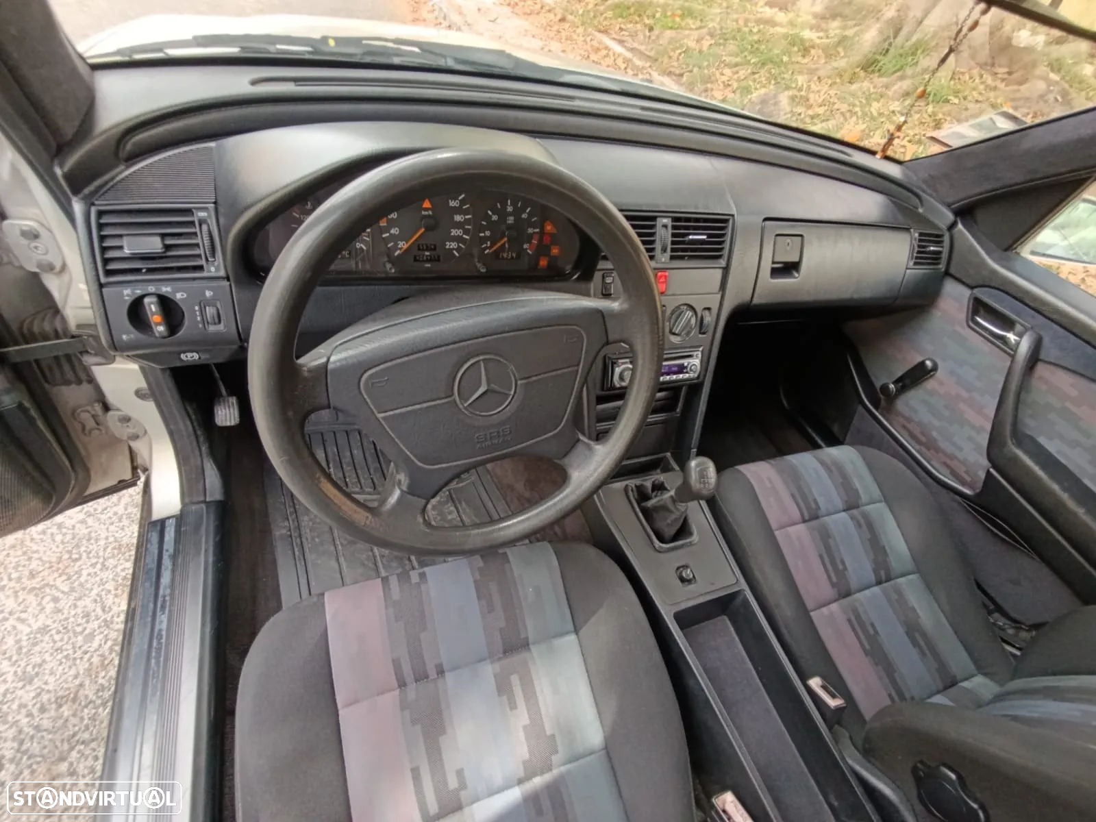 Mercedes-Benz C 220 D Elegance - 16