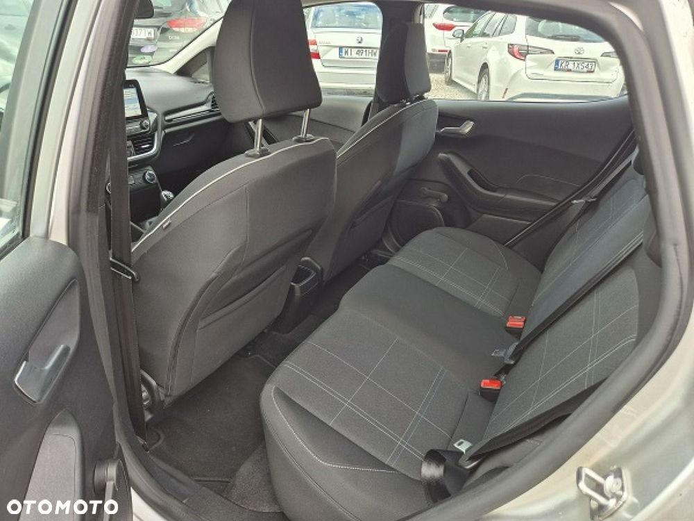 Ford Fiesta - 23