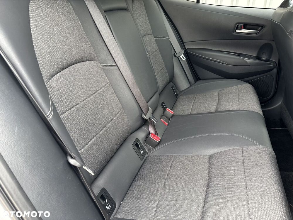 Toyota Corolla 1.8 Hybrid Style - 9