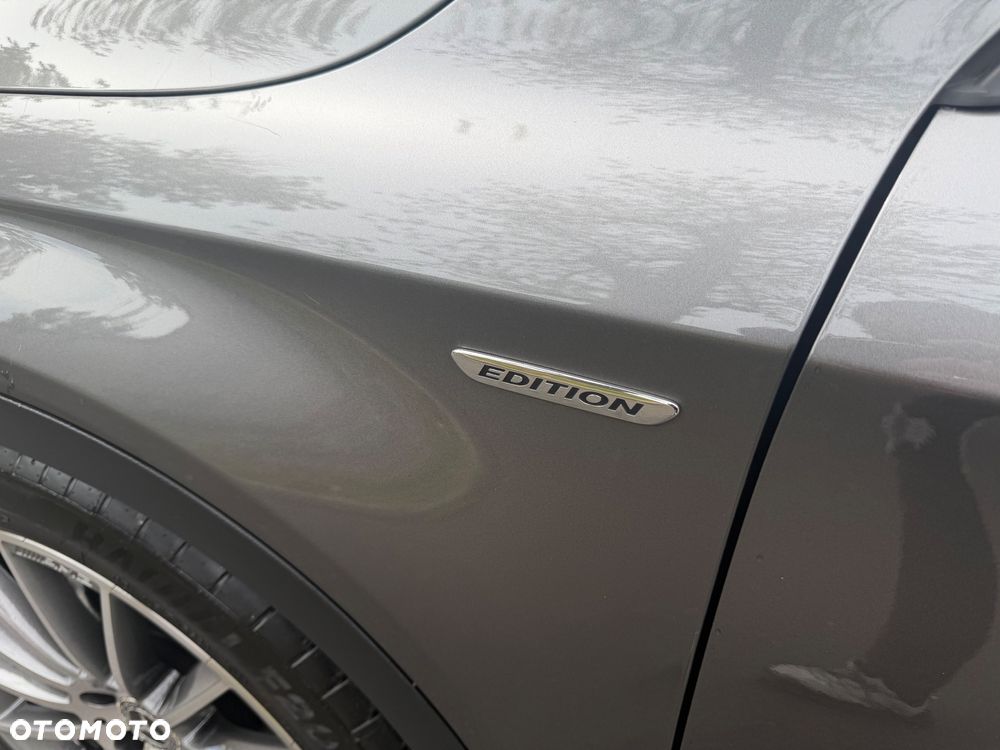 Mercedes-Benz GLA 200 7G-DCT AMG Line - 19