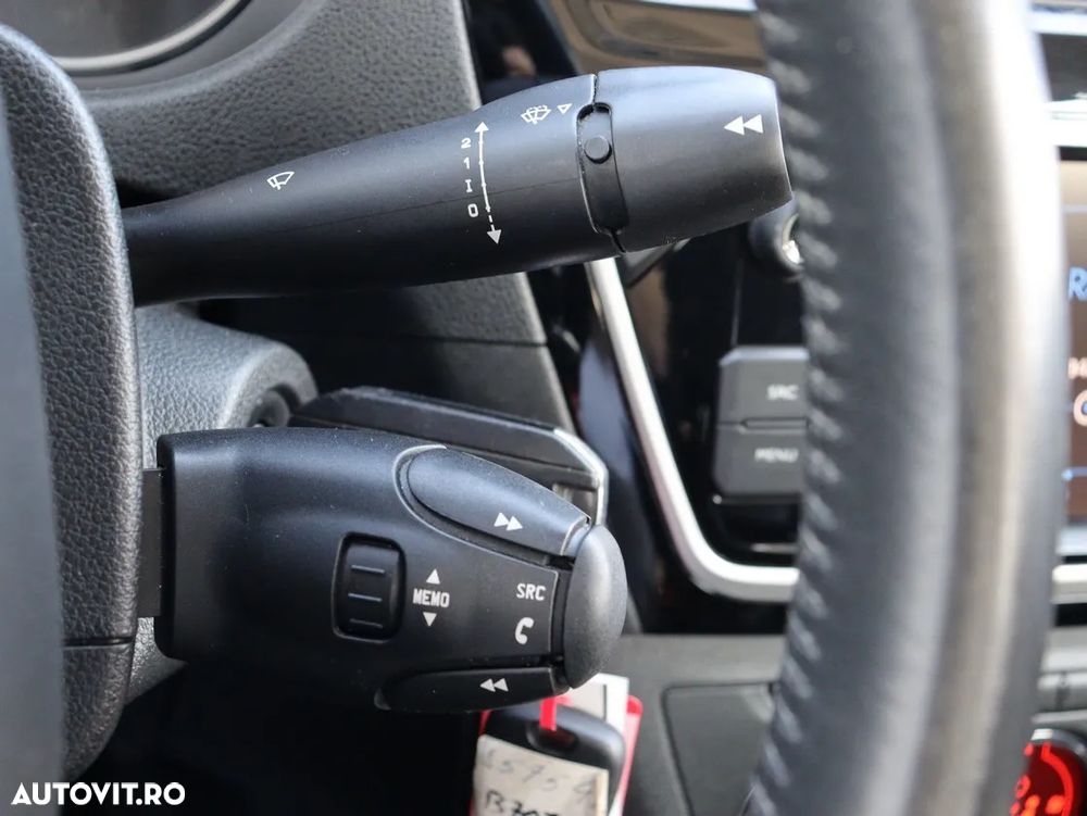 Peugeot 301 1.5 BlueHDI FAP Allure - 13