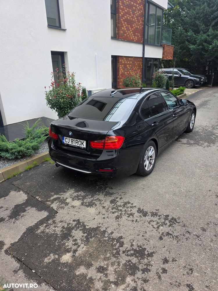 BMW Seria 3 320d Aut. Modern Line - 5