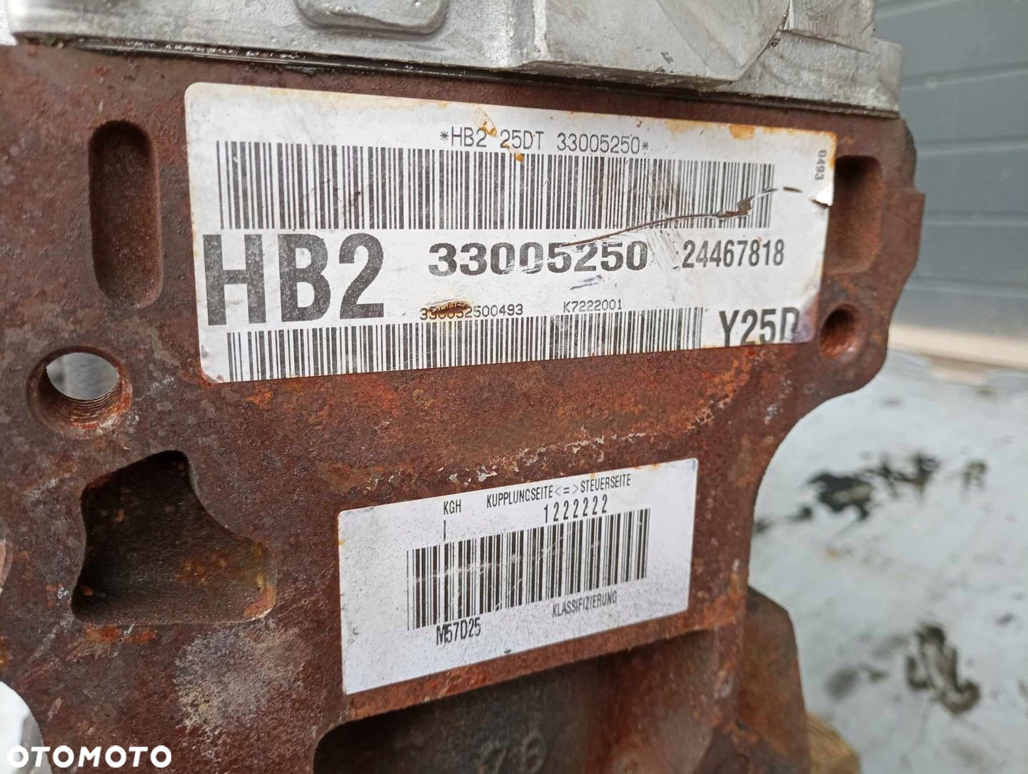 SILNIK SŁUPEK M57D25 BMW E39 - 13