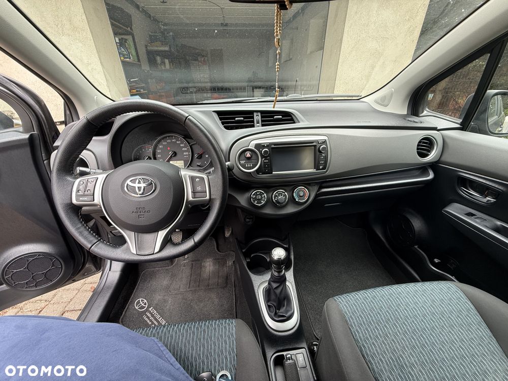 Toyota Yaris 1.33 Dynamic - 10