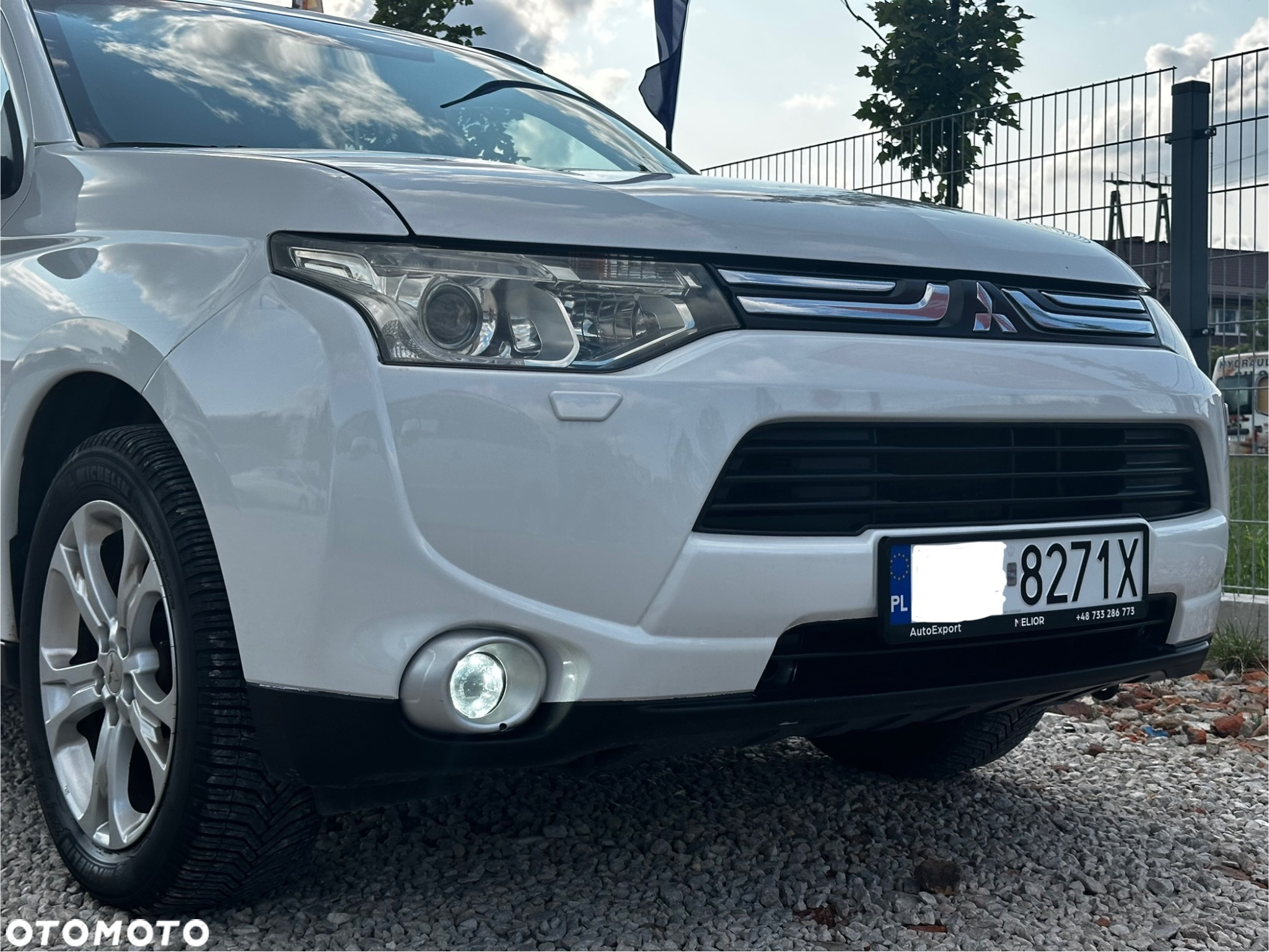 Mitsubishi Outlander 2.0 Intense + - 17