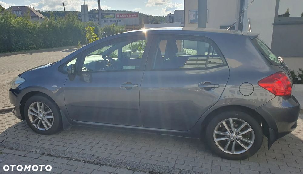 Toyota Auris 1.6 VVT-i Premium - 3