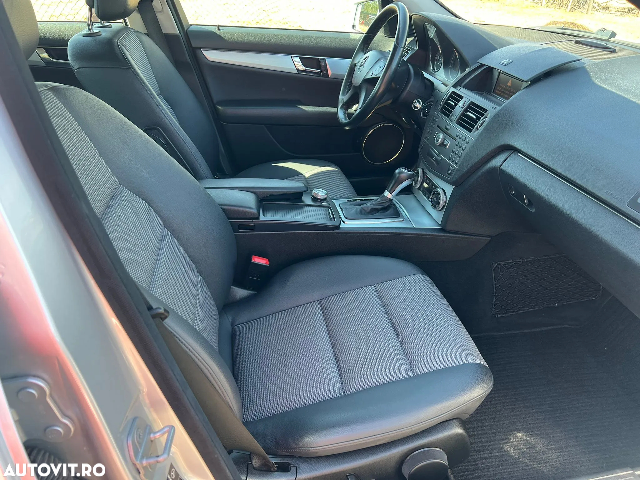 Mercedes-Benz C 180 T CGI Automatik BlueEFFICIENCY Elegance - 7