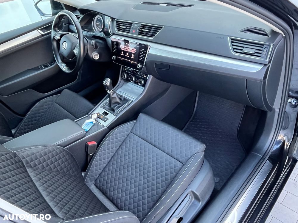 Skoda Superb 2.0 TDI Ambition - 9