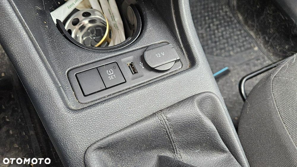 Volkswagen up! 1.0 move - 18