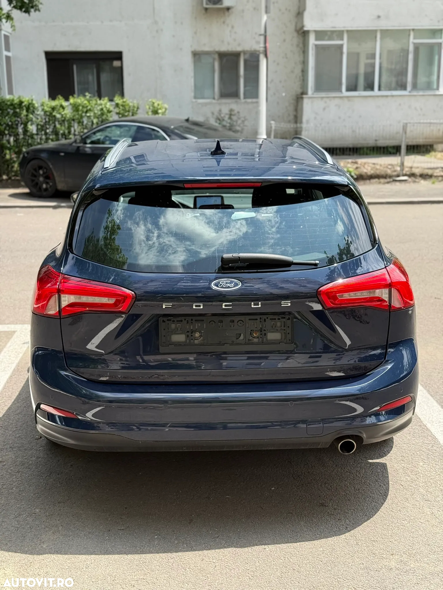 Ford Focus Turnier 1.5 EcoBlue Start-Stopp-System TITANIUM - 6