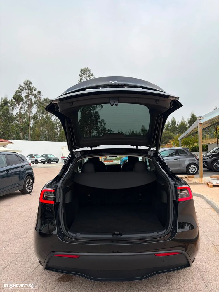 Tesla Model Y Standard - 7