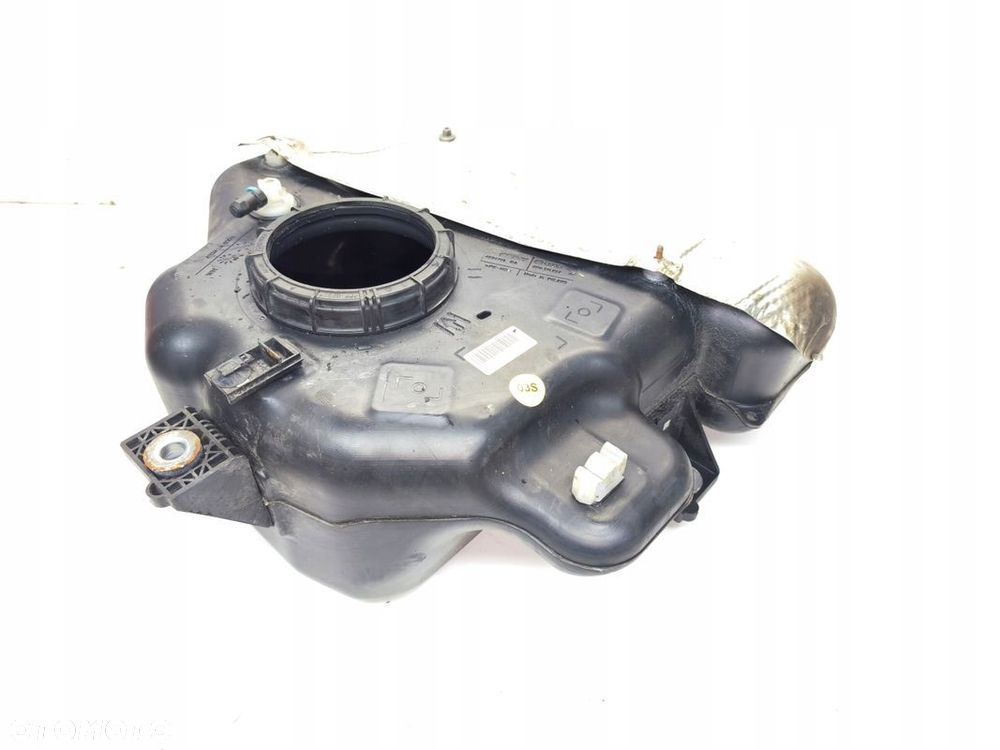 ZBIORNIK BAK PŁYNU ADBLUE AUDI Q5 8R LIFT 3.0 TDI 8R0131877 - 2