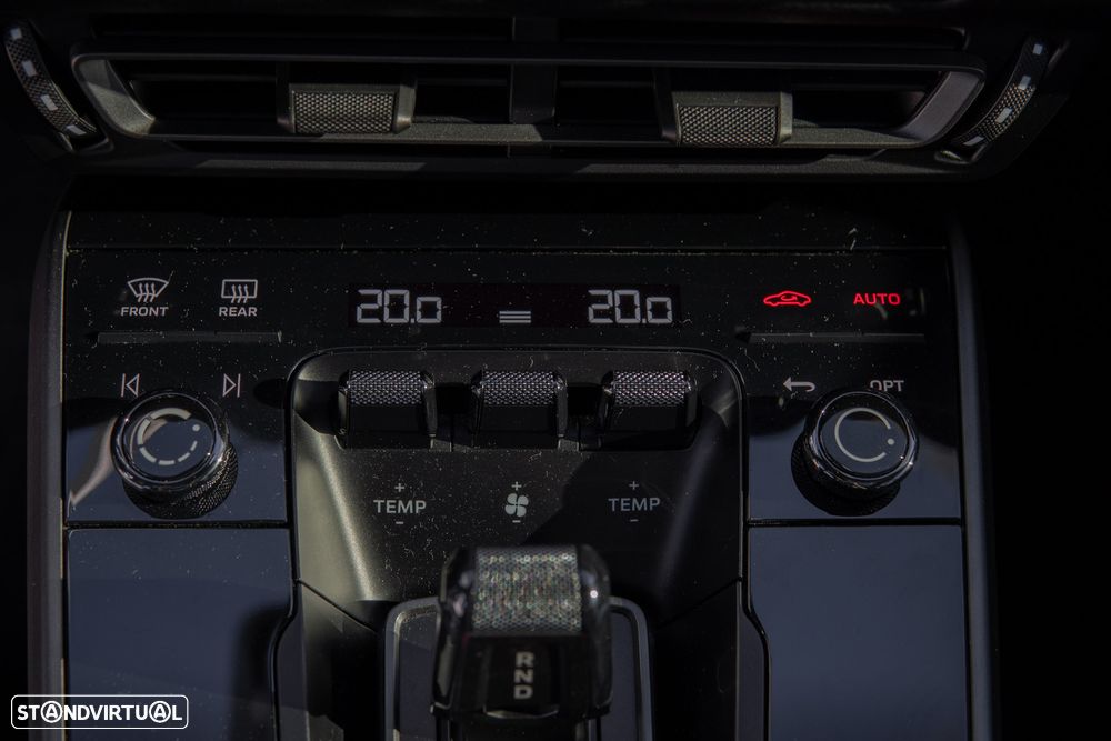 Porsche 911 (992) Carrera PDK - 36