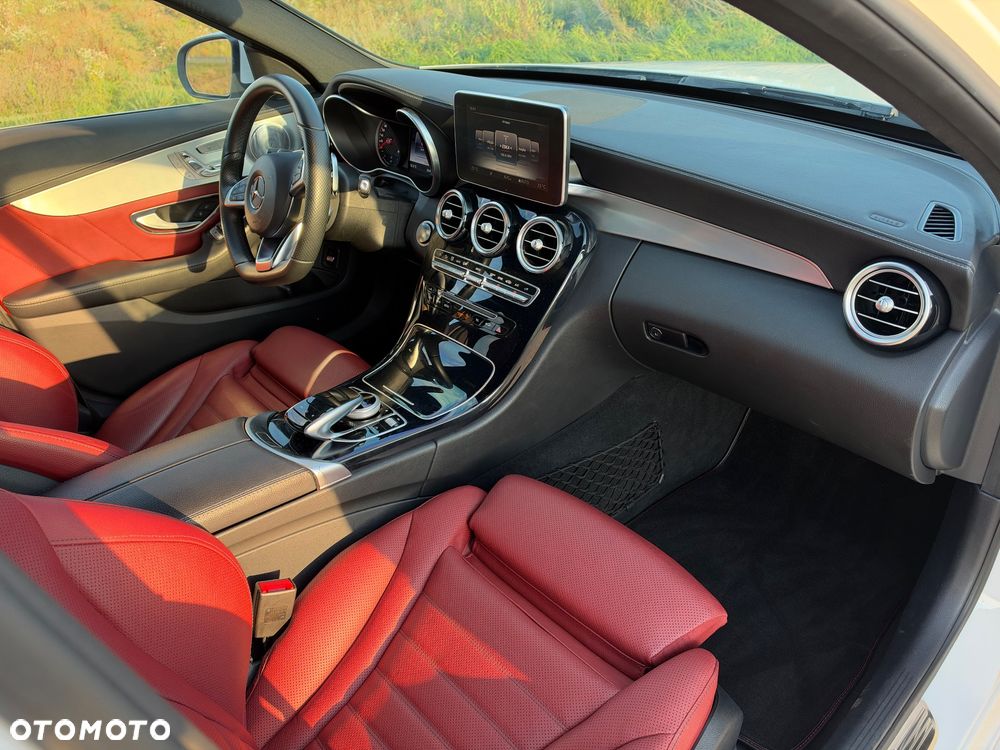 Mercedes-Benz Klasa C 300 7G-TRONIC - 7