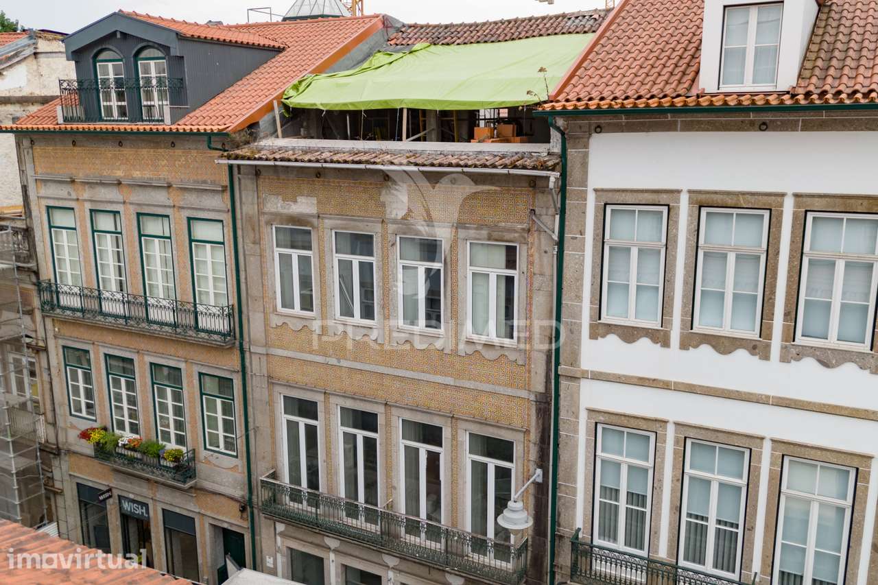 Apartamento T0 no Centro Histórico de Braga - Grande imagem: 2/32