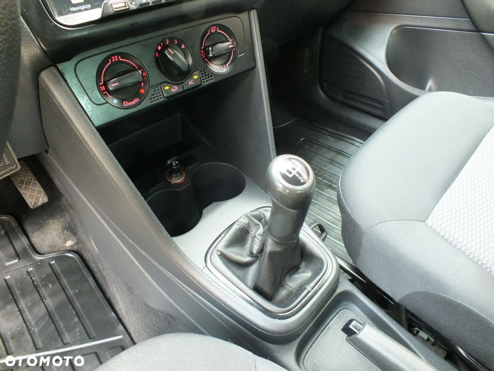 Volkswagen Polo - 14