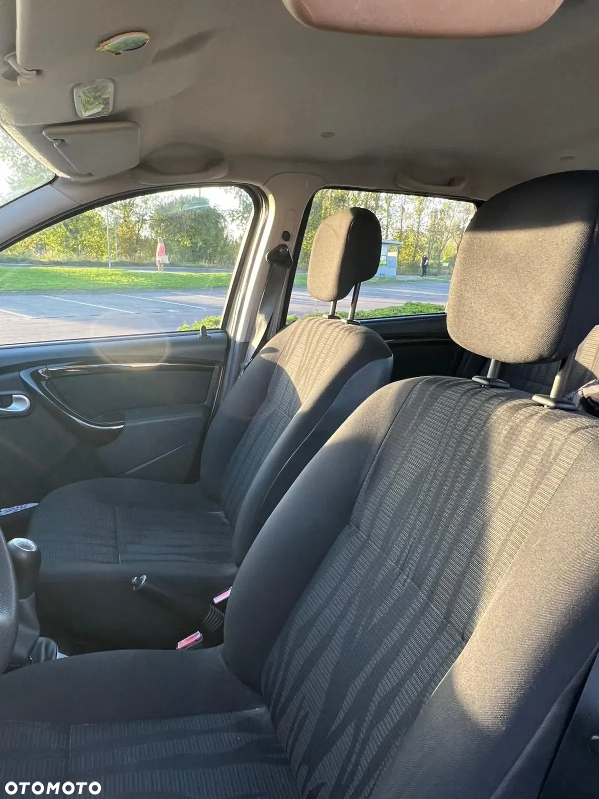 Dacia Duster 1.6 - 14