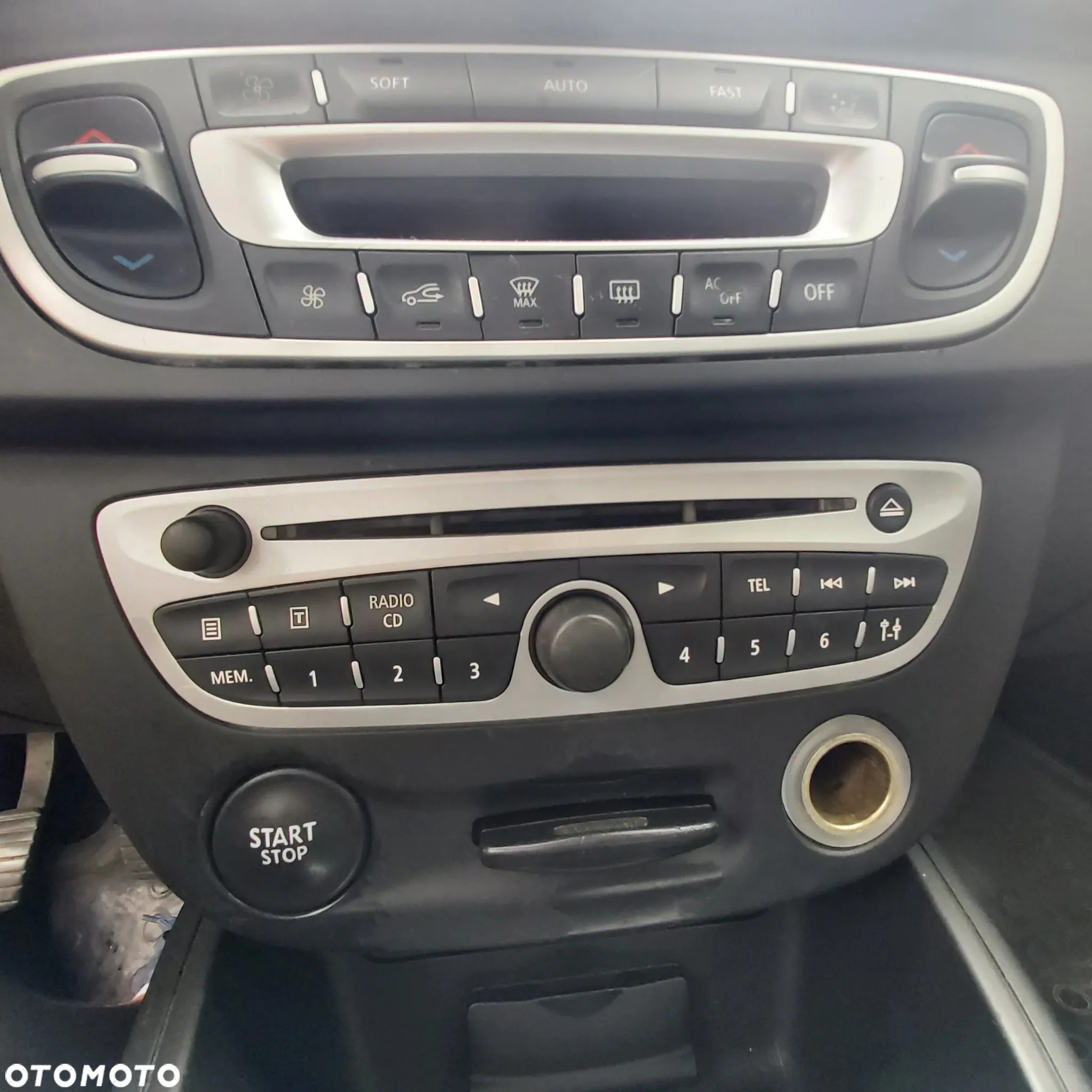 Renault Megane 1.5 dCi Expression - 8