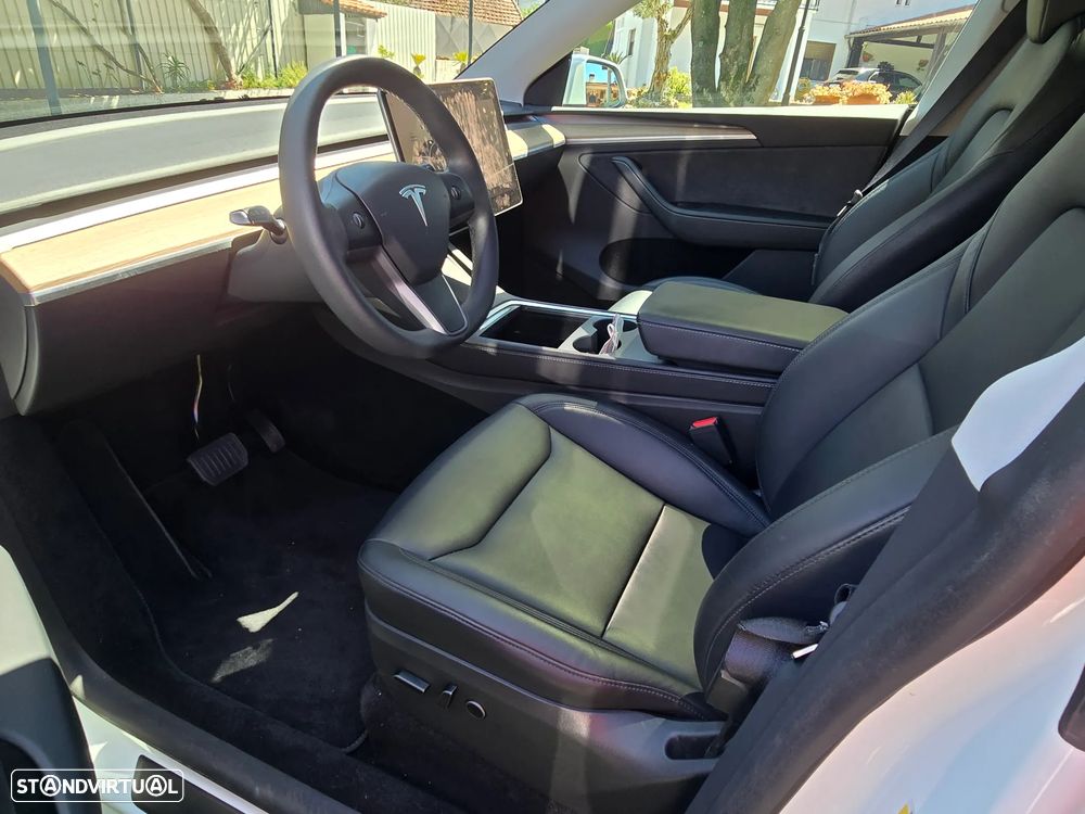 Tesla Model Y Standard - 8