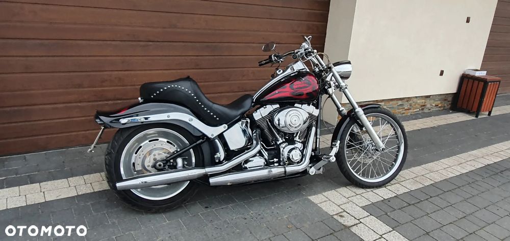 Harley-Davidson Softail Custom - 3