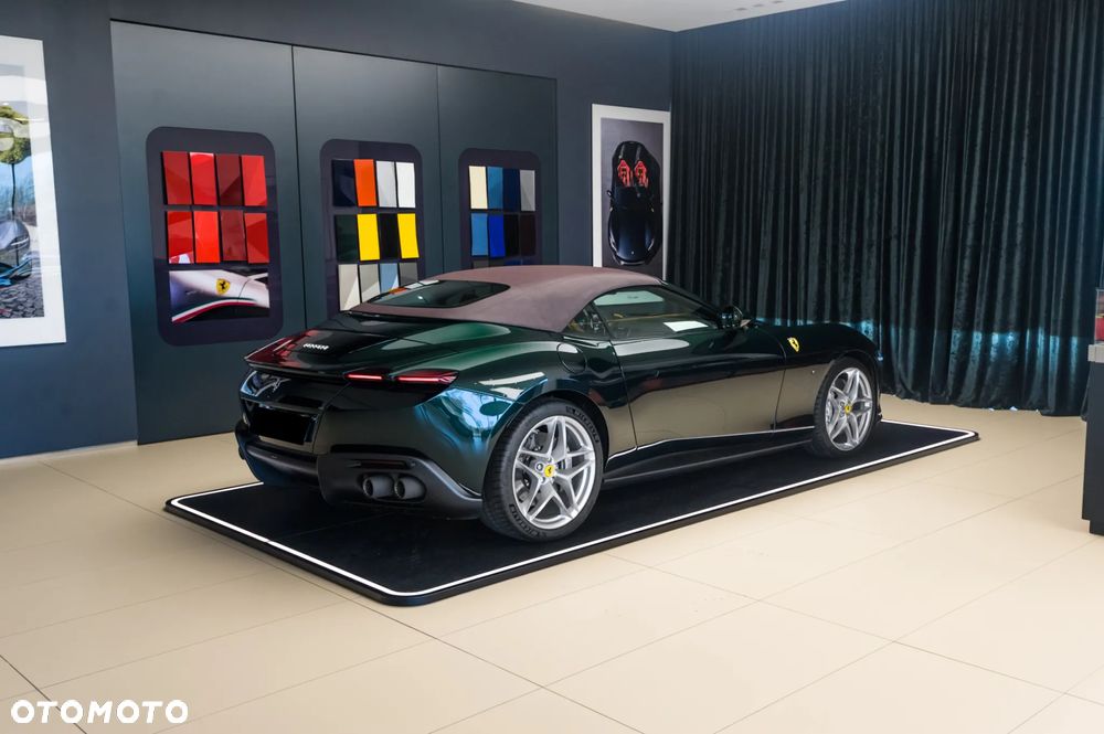 Ferrari Roma Spider - 7