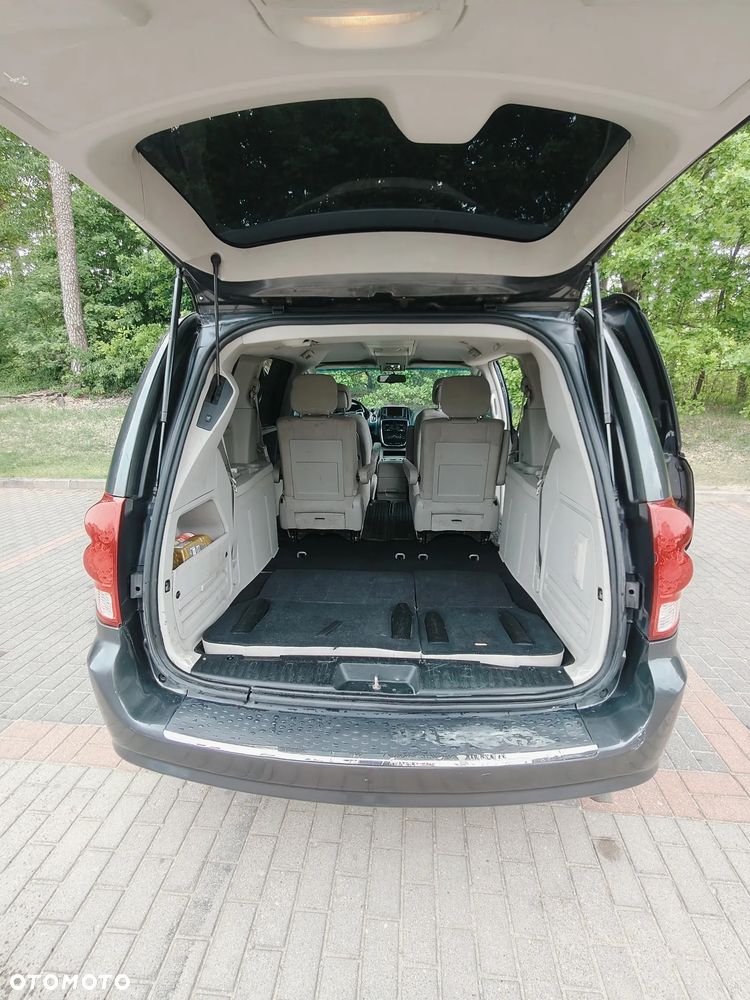 Dodge Grand Caravan 3.6 R/T - 16