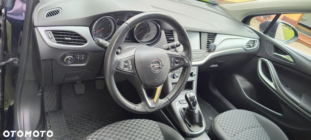 Opel Astra 1.4 T Enjoy - 8