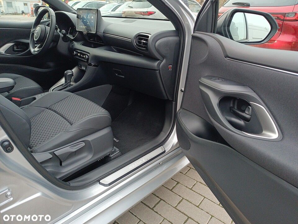 Mazda 2 - 15