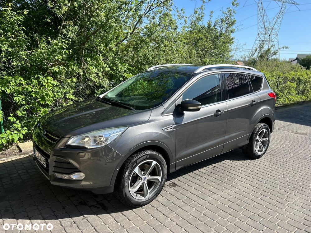 Ford Kuga 2.0 TDCi 2x4 Titanium - 18