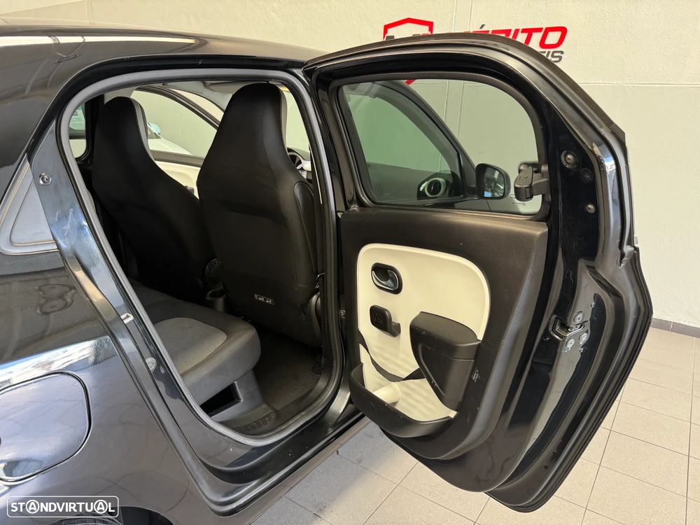Renault Twingo ENERGY TCe 90 EDC LA PARISIENNE - 19