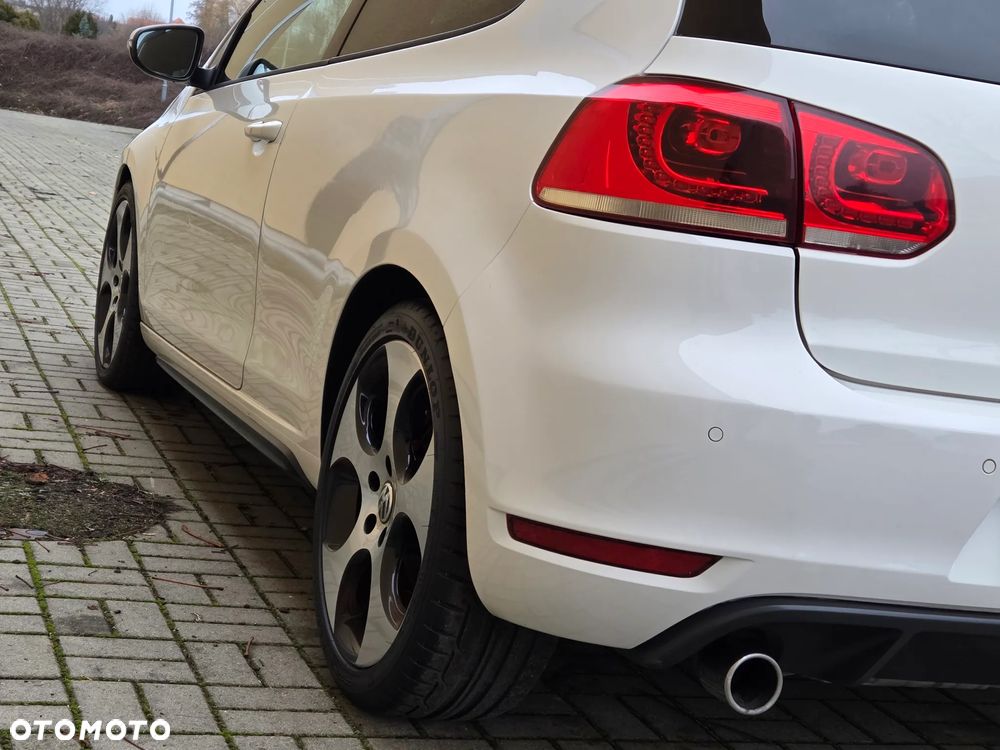 Volkswagen Golf 2.0 GTI - 16