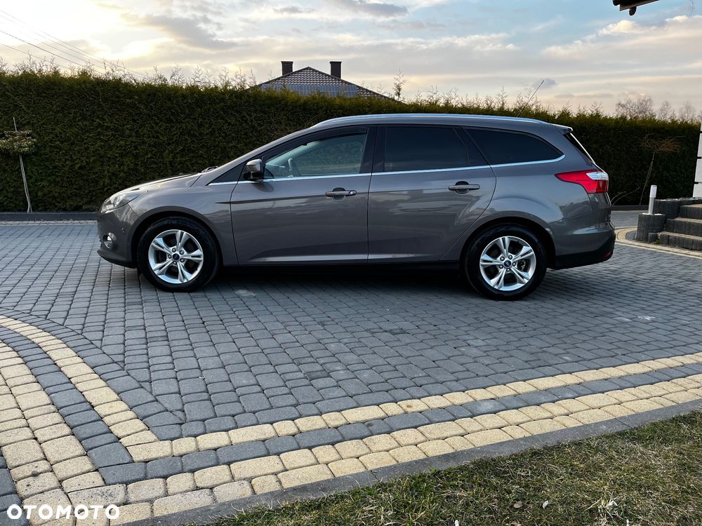 Ford Focus 1.6 TDCi DPF Titanium - 6