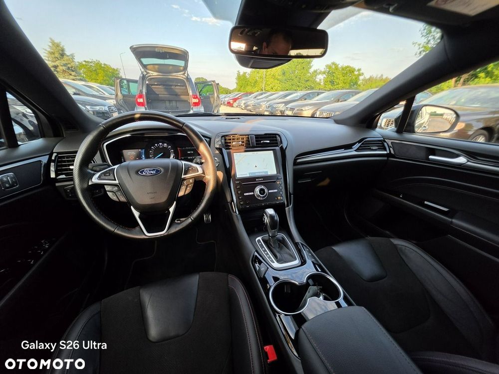 Ford Mondeo - 36