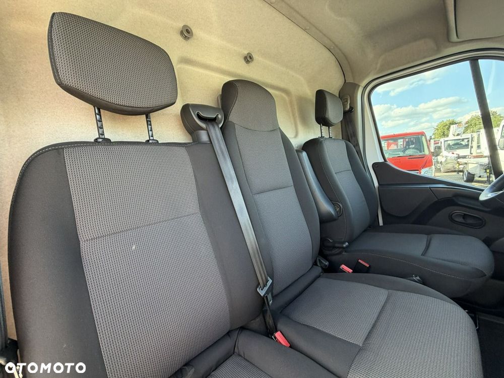 Renault Master - 32