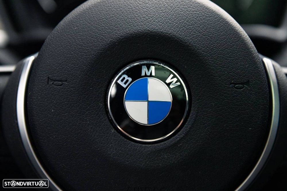 BMW X2 25 e xDrive Pack M - 29