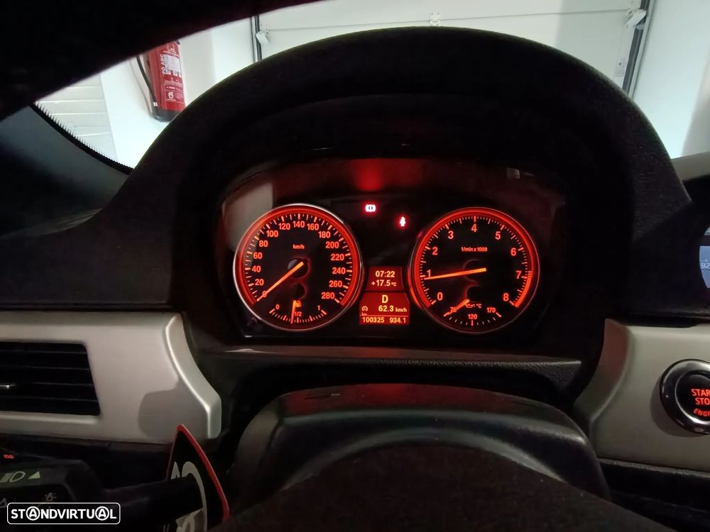 BMW 335 i Cabrio Aut. M Sport Edition - 1