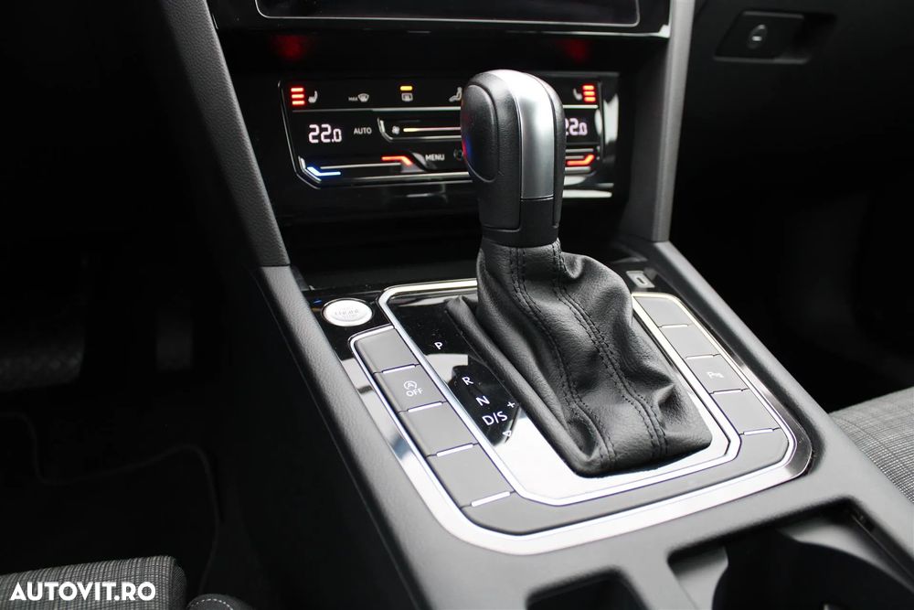 Volkswagen Passat Variant 2.0 TDI DSG Business - 20