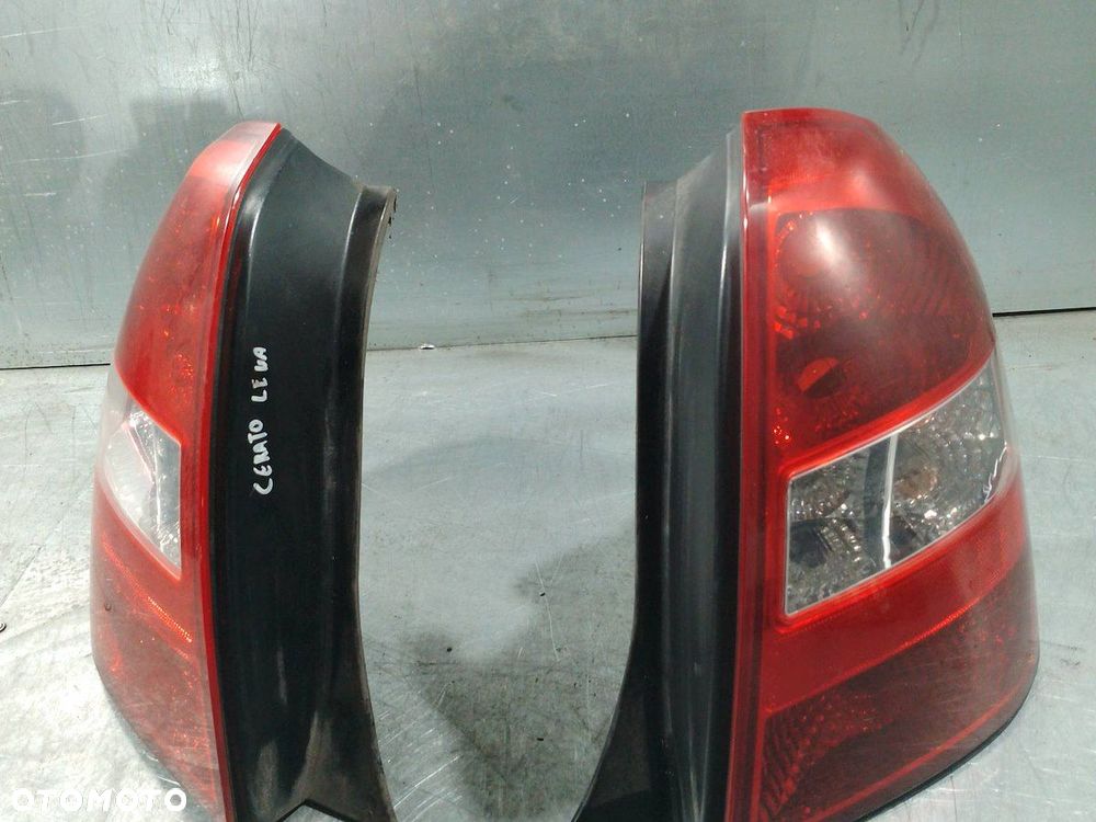 LAMPY TYŁ KOMPLET KIA CERATO 2.0 CRDI HATCHBACK 92401-2F2 - 9