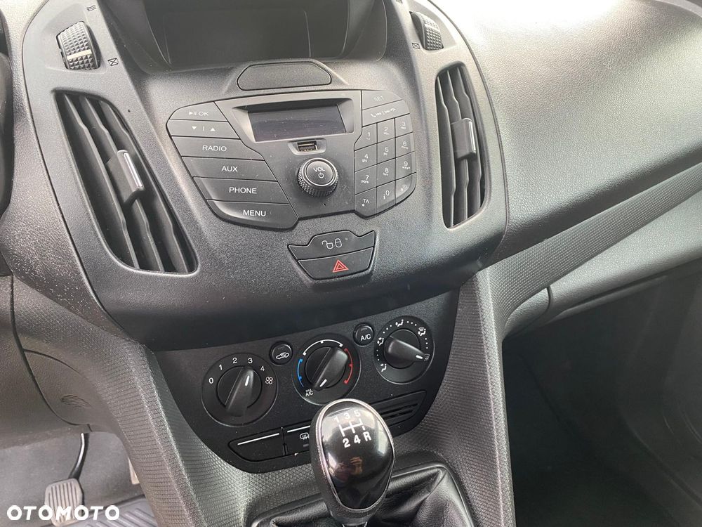 Ford CONNECT - 13
