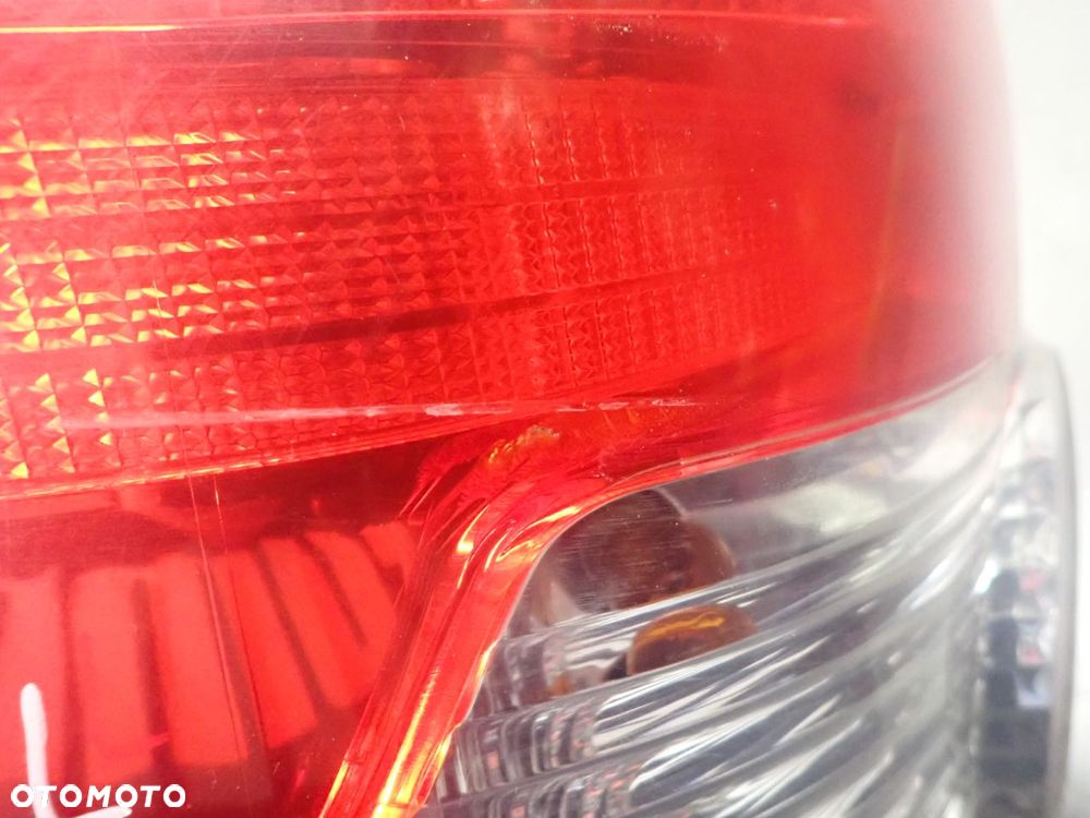 LAMPA LEWA TYLNA SUBARU IMPREZA GX - 5