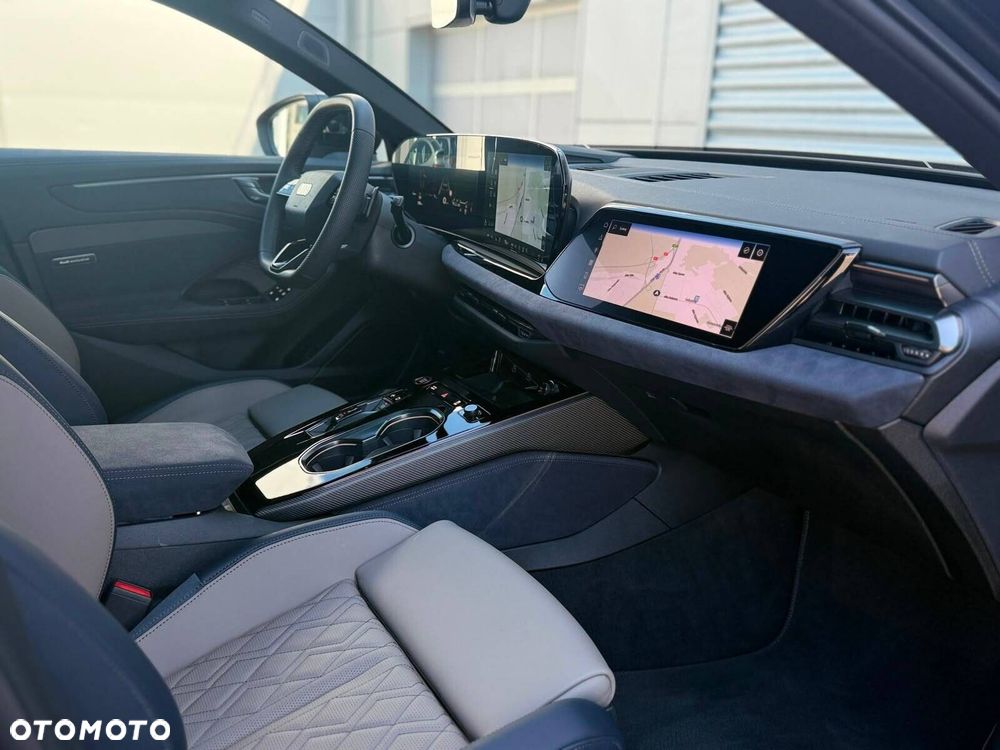 Audi A6 Avant TFSI mHEV Quattro S tronic - 14