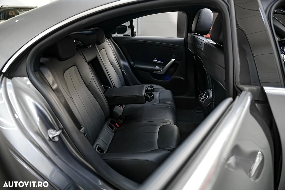 Mercedes-Benz CLA 180 7G-DCT Edition Progressive Line - 10