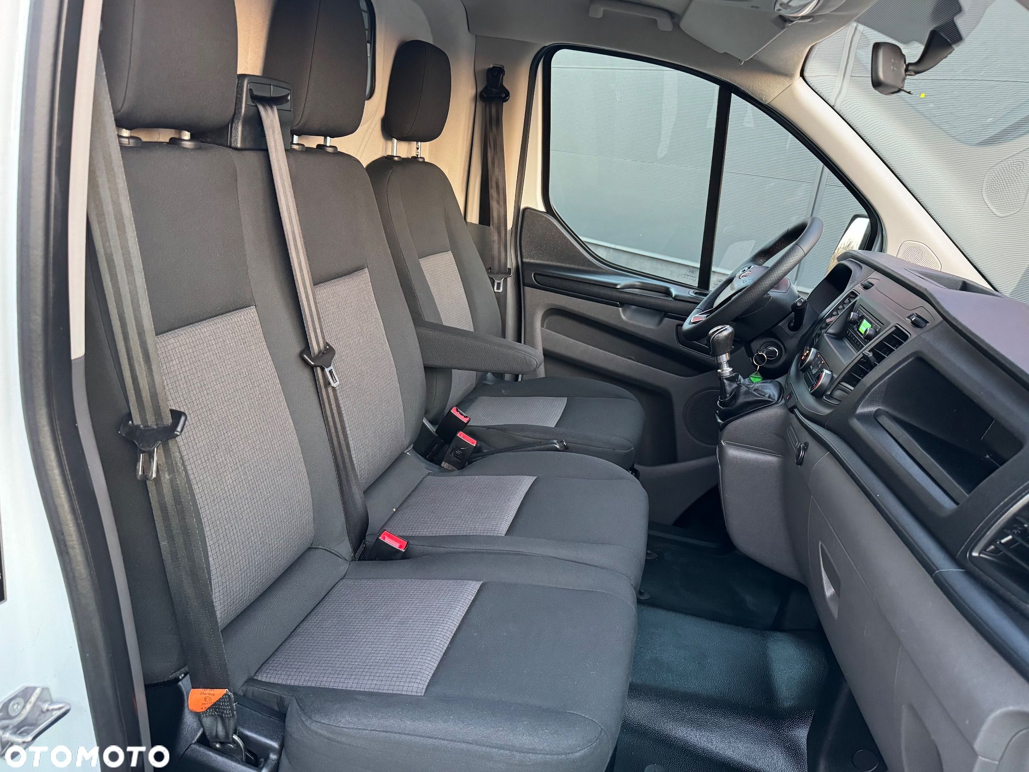 Ford Transit Custom - 8