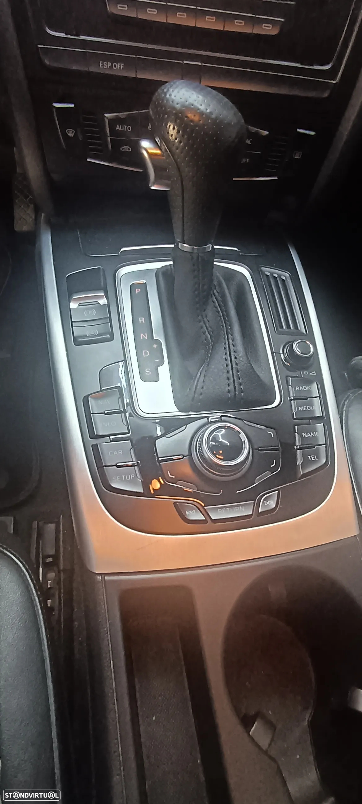 Audi A4 2.0 TDI multitronic S-line - 15